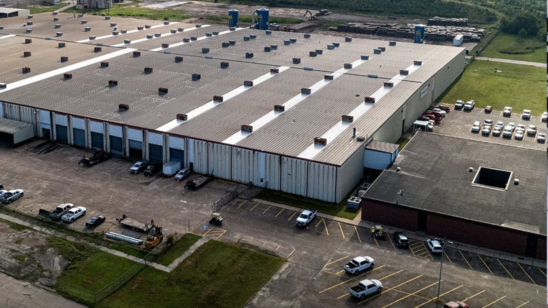 Lufkin, Texas - Office & CLT Manufacturing Facility