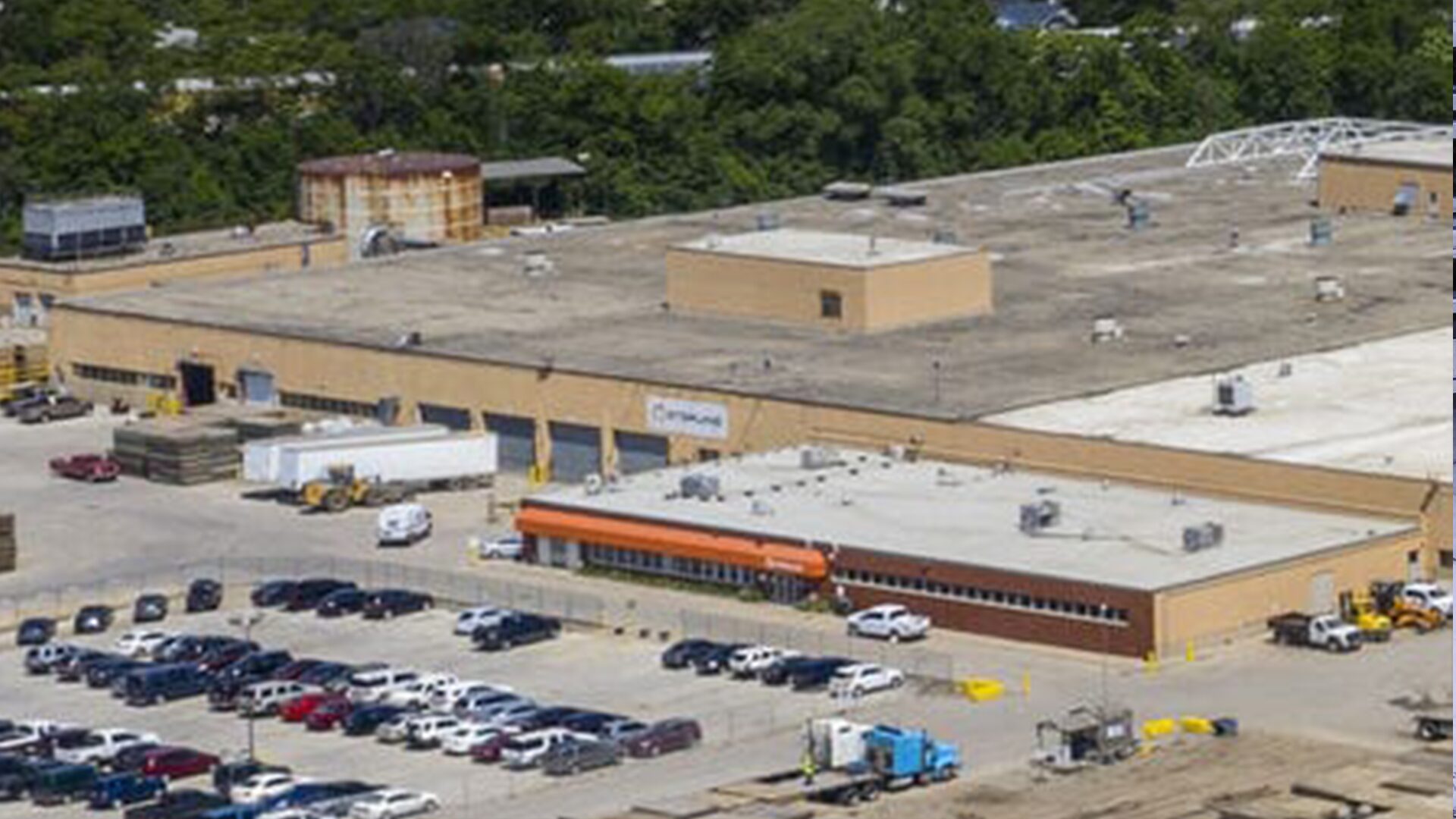 Phoenix, Illinois - Headquarters & CLT Manufacturing Facility